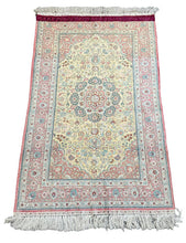 Load image into Gallery viewer, Handmade Vintage Silk Rug Persian Oriental Design 3&#39; x 5&#39;
