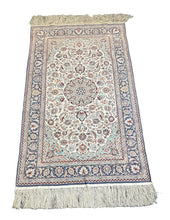 Load image into Gallery viewer, Hand-Knotted Vintage Silk Rug Persian Tabriz Oriental Design 3&#39;1 x 5&#39;3
