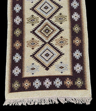 Load image into Gallery viewer, Handmade Vintage Wool Rug Turkish Kilim Multicolor Tribal Design 2&#39;6 x 9&#39;5
