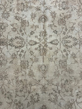 Load image into Gallery viewer, Handmade Vintage Wool Rug Persian Tabriz Floral Pattern in Muted Colors 6&#39;3 x 9&#39;8
