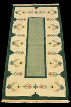 Load image into Gallery viewer, Handmade Vintage Wool Rug Multicolor Turkish Kilim Geometric Design 2&#39;8 x 5&#39;
