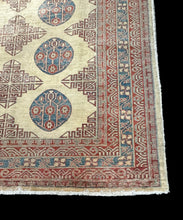 Load image into Gallery viewer, Beautiful Handmade Vintage Wool Rug Colorful Oriental Design 7&#39;4 x 3&#39;9
