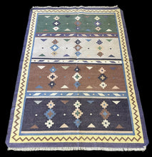 Load image into Gallery viewer, Handmade Vintage Wool Rug Multicolor Turkish Kilim Geometric Design 4&#39;1 x 5&#39;11
