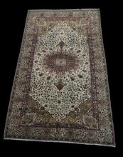 Load image into Gallery viewer, Unique Handmade Vintage Wool Rug Colorful Turkish Medallion Design 6&#39;7 x 10&#39;8
