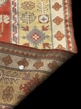 Load image into Gallery viewer, Unique Vintage Handmade Wool Rug Turkish Oriental Design Light Colors 6&#39;7 x 9&#39;7
