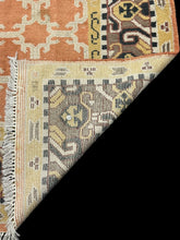 Load image into Gallery viewer, Handmade Vintage Wool Rug Orange Indian Oriental Design 7&#39;9 x 10&#39;4
