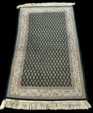 Load image into Gallery viewer, Beautiful Handmade Vintage Wool Rug Green Persian Oriental Design 2&#39;11 x 4&#39;10
